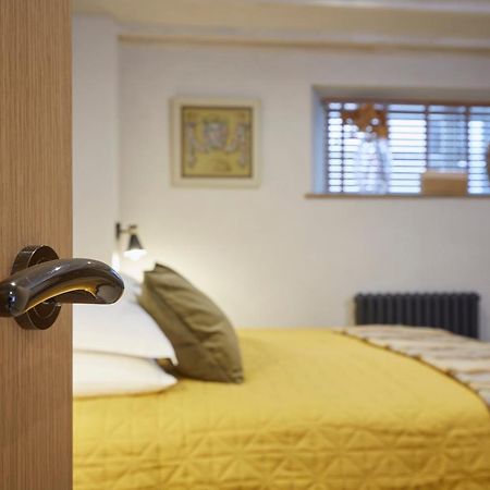 Kin Ludlow Rooms Екстериор снимка