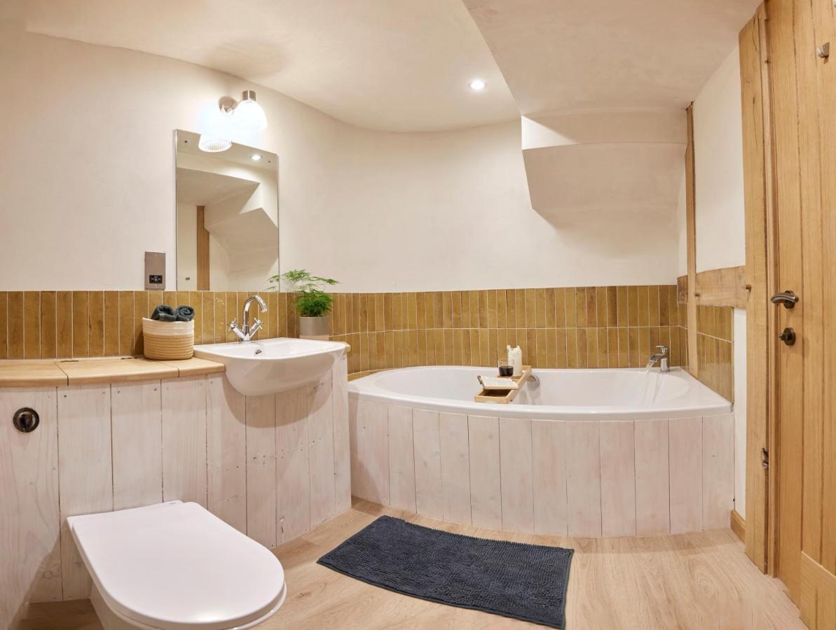 Kin Ludlow Rooms Екстериор снимка